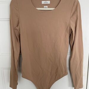 Barton Contour Long-Sleeve Scoop Neck Bodysuit in Nude/Beige